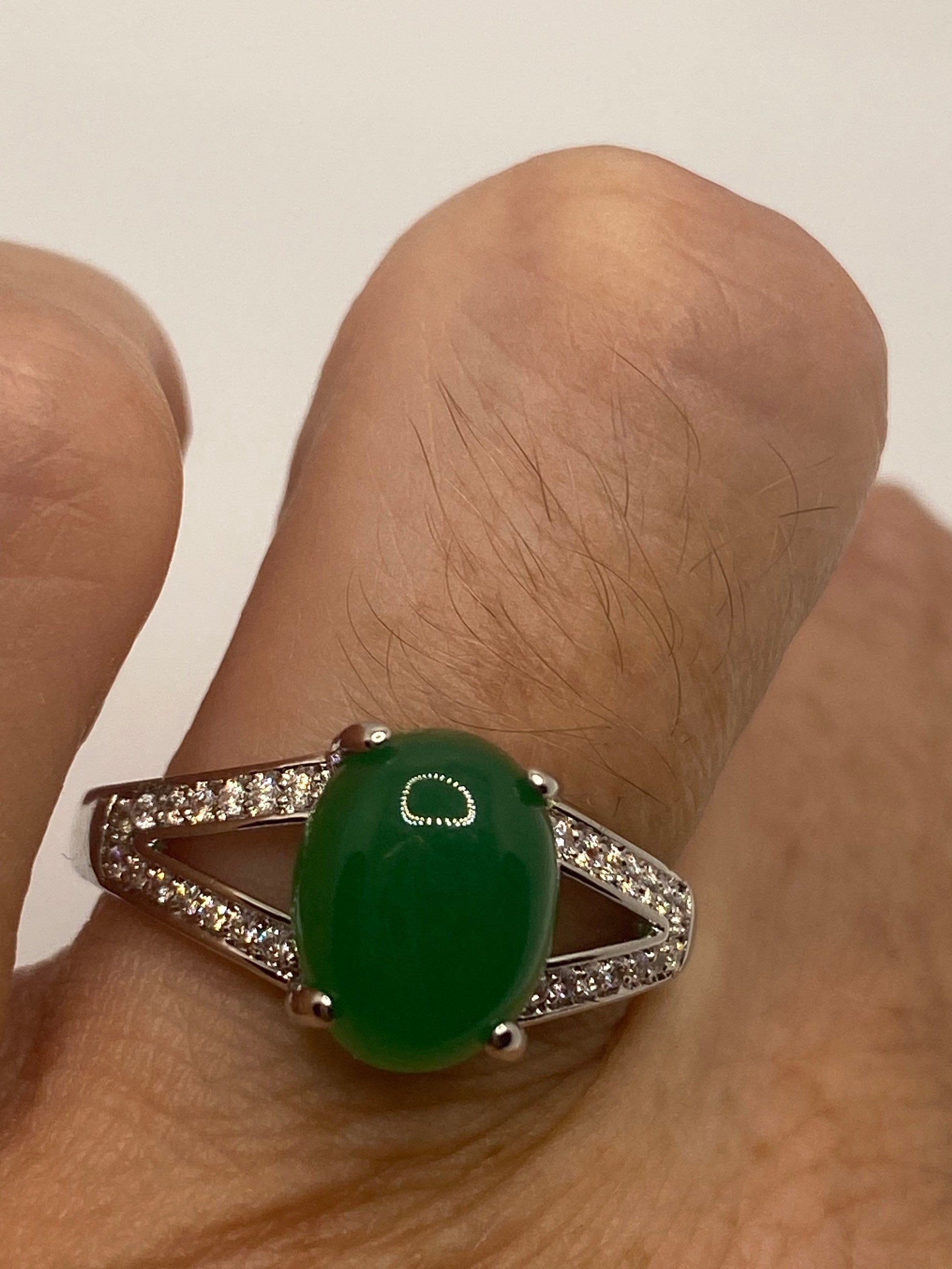 Vintage Lucky Green Nephrite Jade Ring