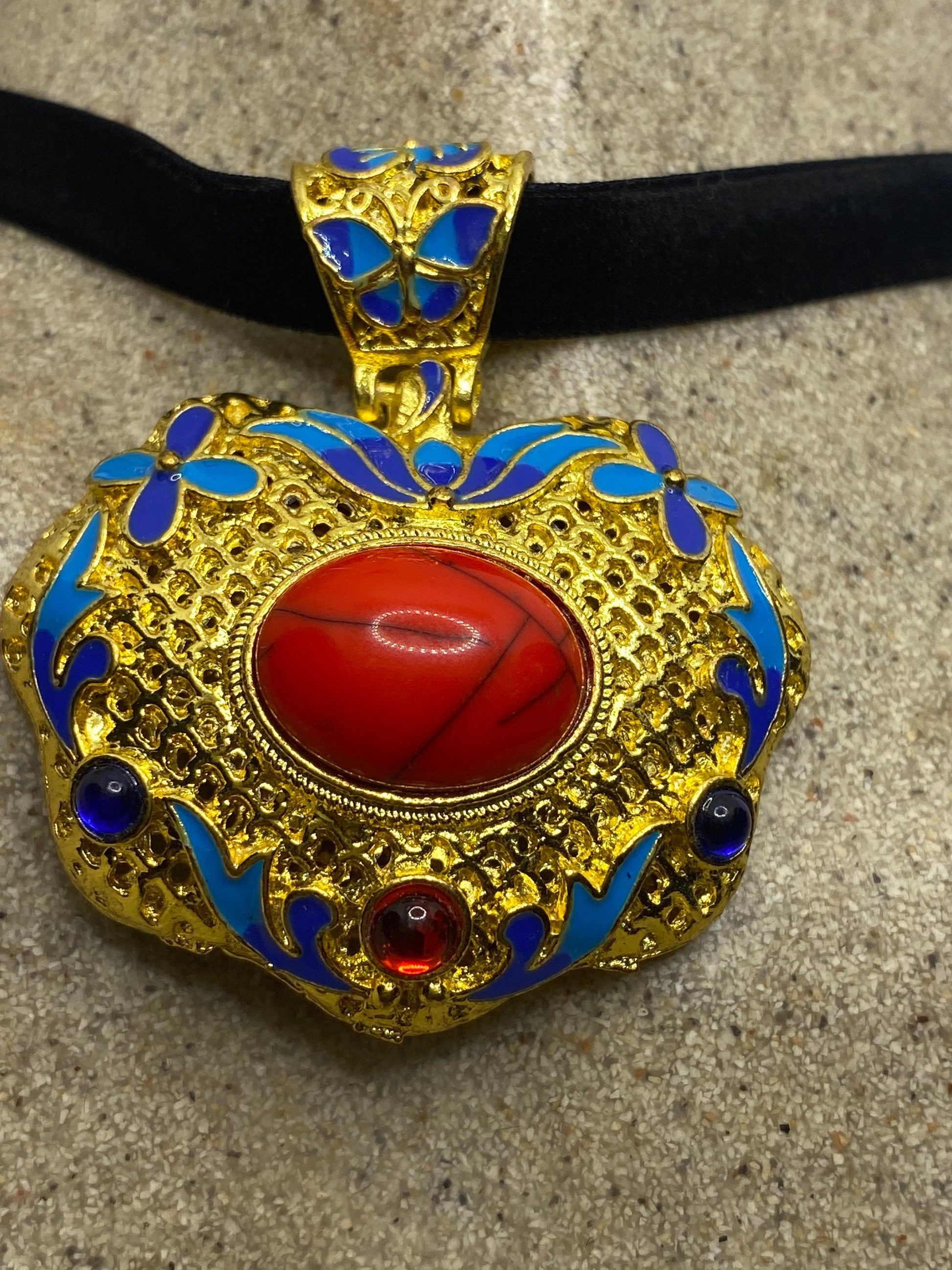 Vintage Cloisonné Choker Pendant Necklace Golden with Blue Enamel