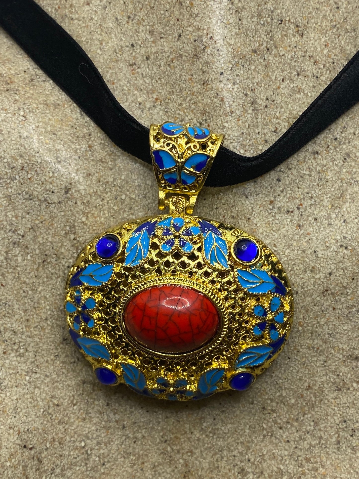 Vintage Cloisonné Choker Pendant Necklace Golden with Blue Enamel