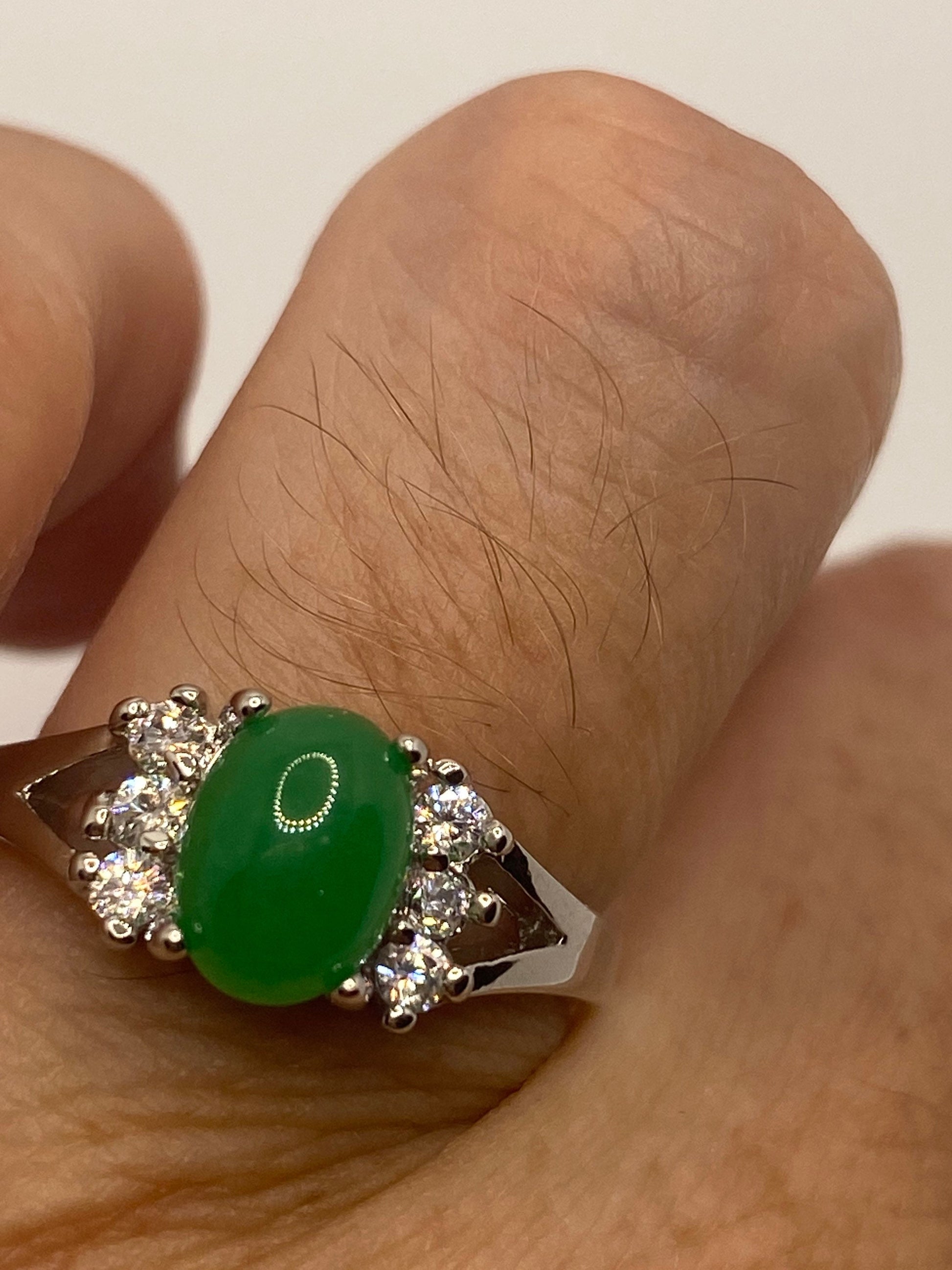 Vintage Lucky Green Nephrite Jade Cocktail Ring