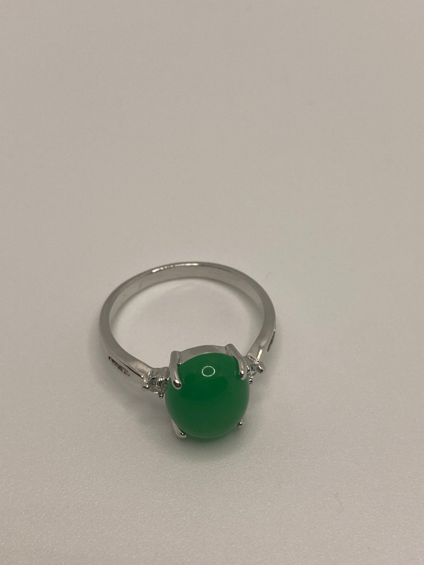 Vintage Lucky Green Nephrite Jade Cocktail Ring