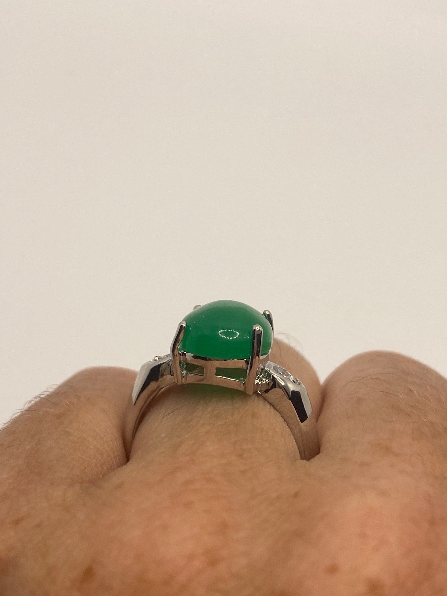 Vintage Lucky Green Nephrite Jade Cocktail Ring