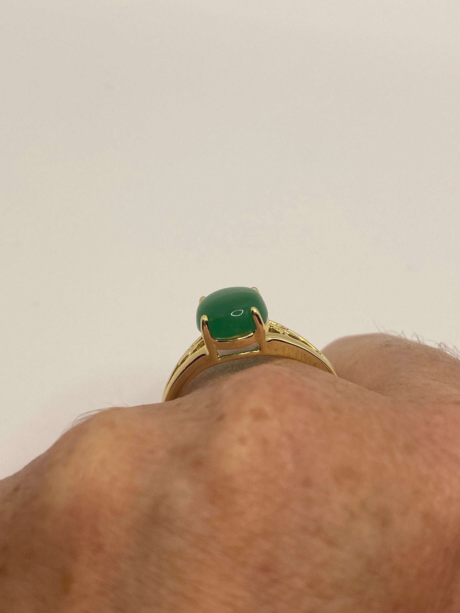 Vintage Lucky Green Nephrite Jade Ring