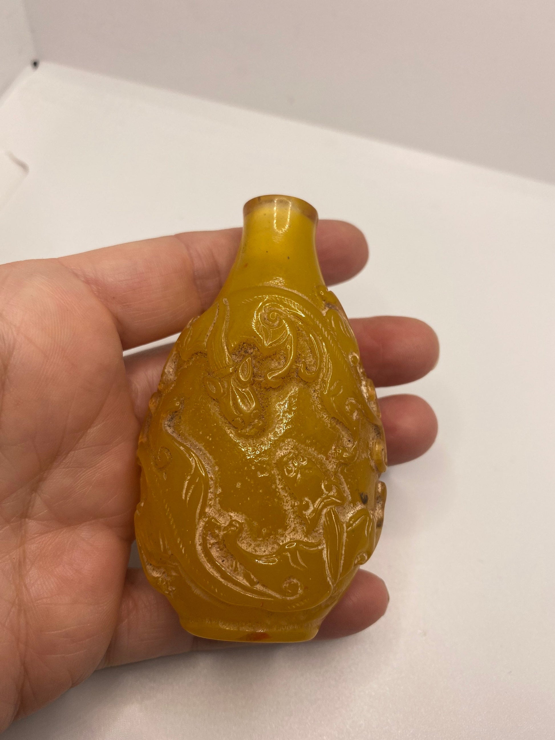 Vintage Dragon Bottle Snuff Perfume Flask Amber Resin