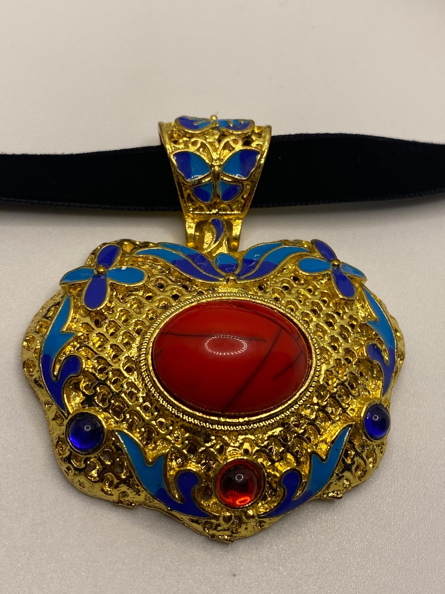 Vintage Cloisonné Choker Pendant Necklace Golden with Blue Enamel