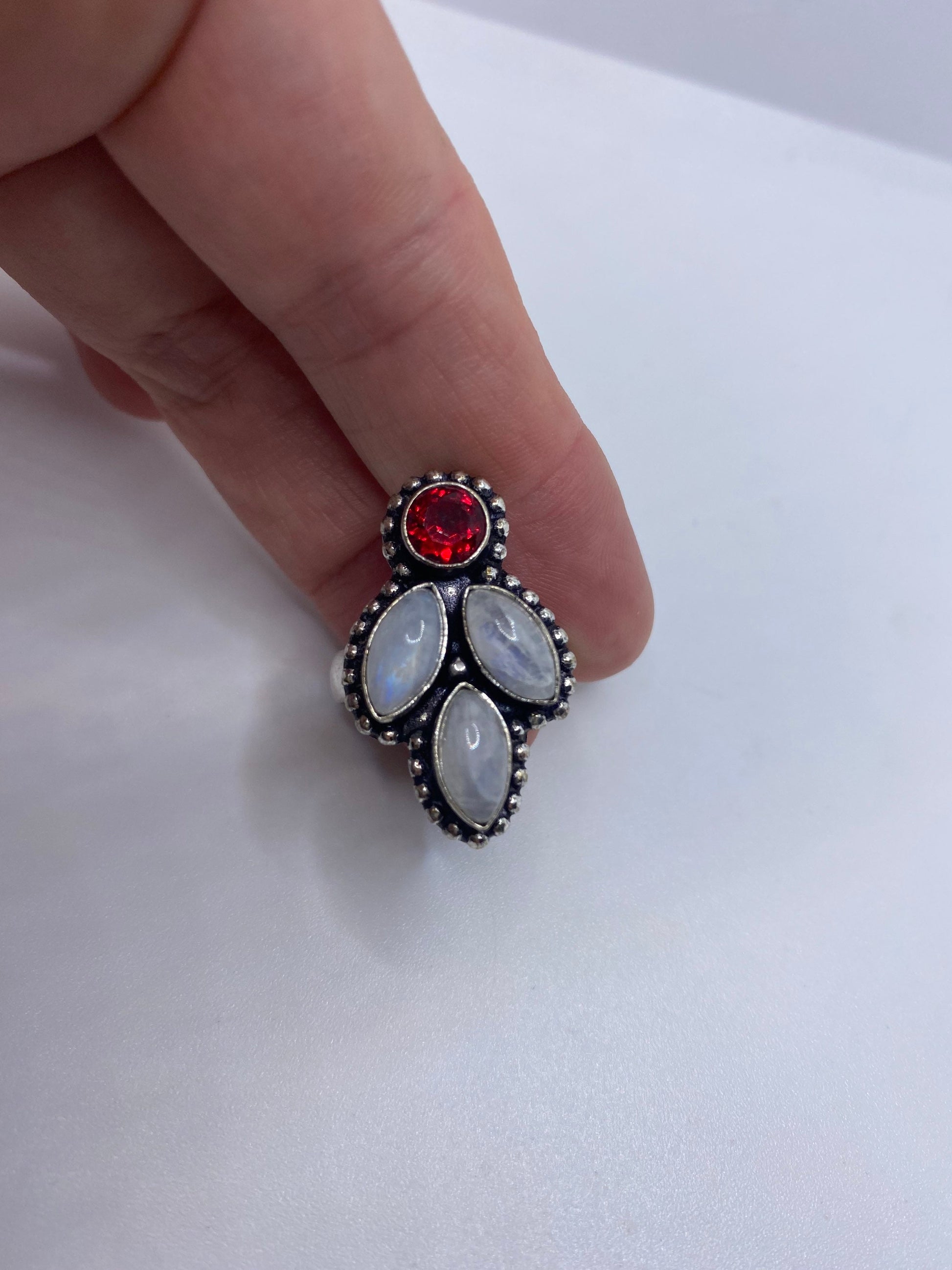 Vintage Blue White Rainbow Moonstone Stone Silver Ring