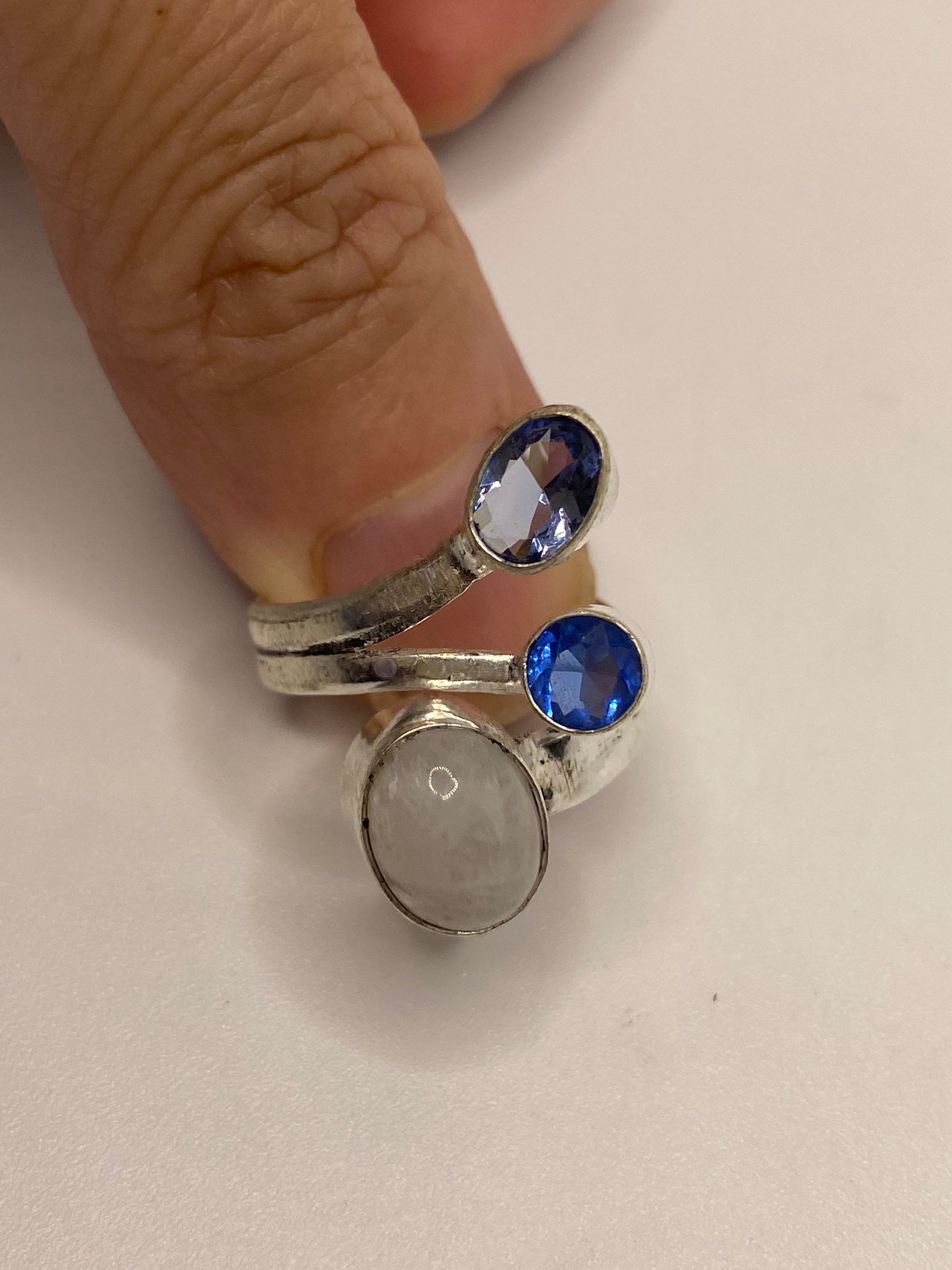 Vintage Blue White Rainbow Moonstone Stone Silver Ring