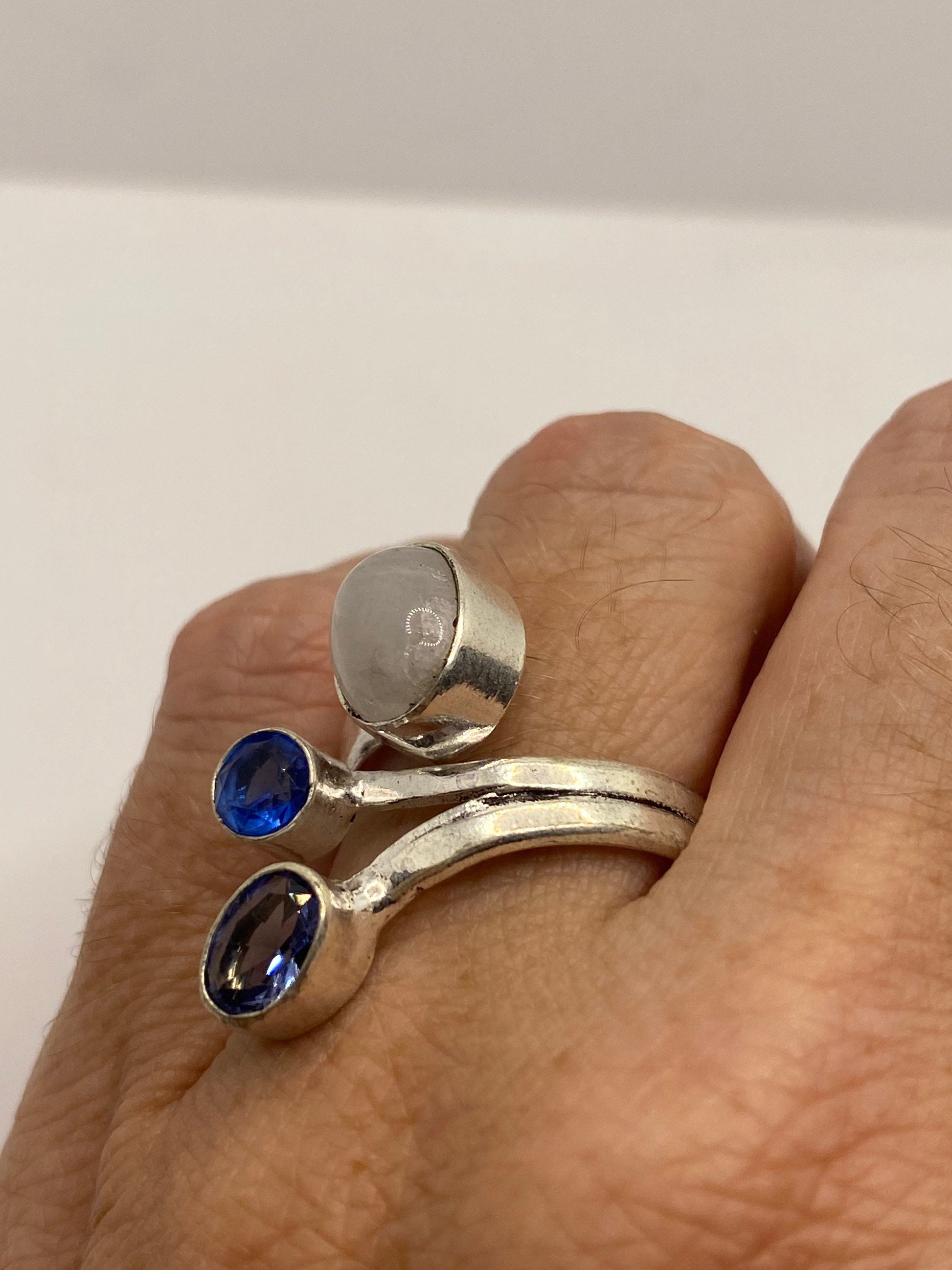 Vintage Blue White Rainbow Moonstone Stone Silver Ring