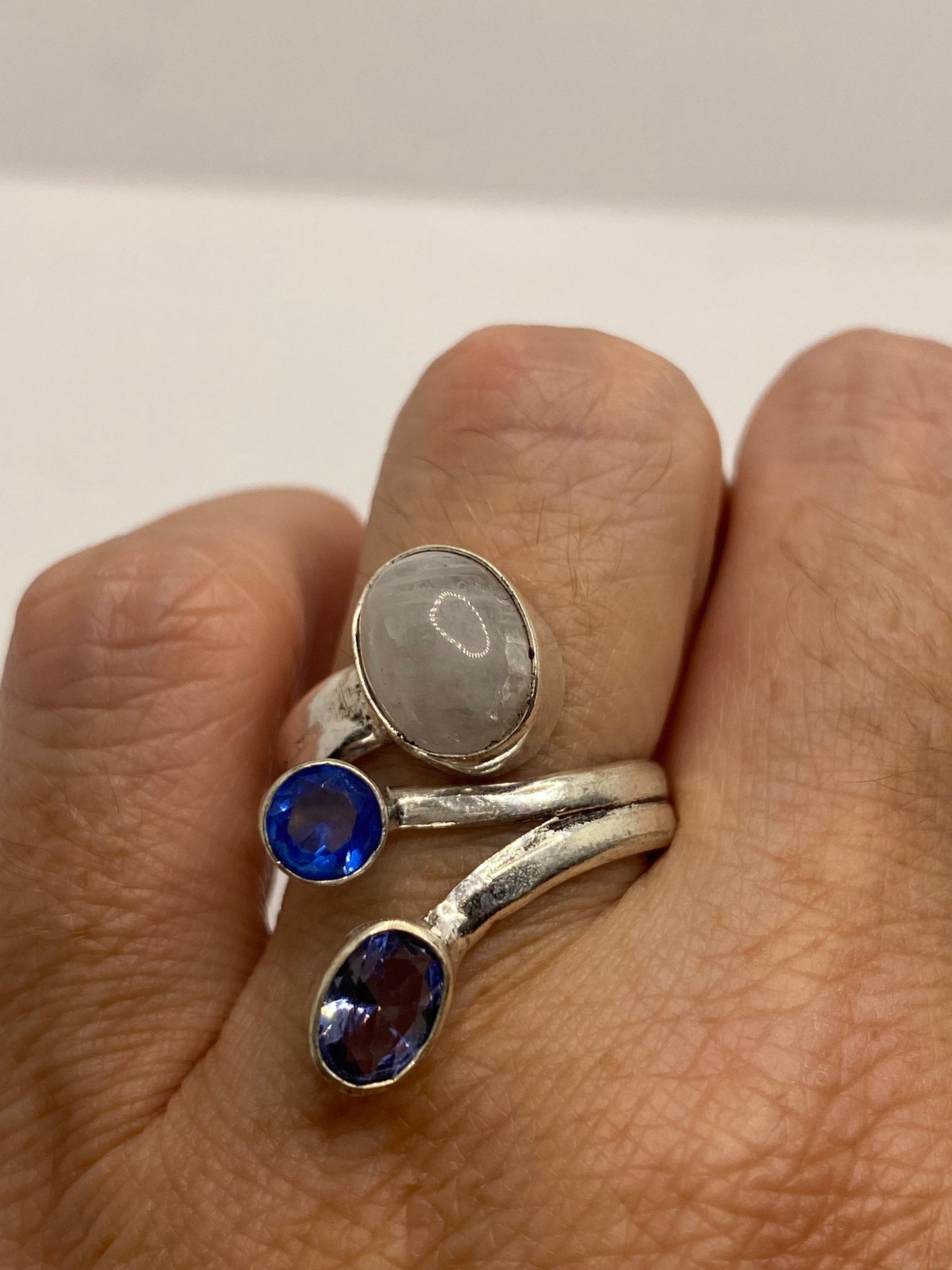 Vintage Blue White Rainbow Moonstone Stone Silver Ring