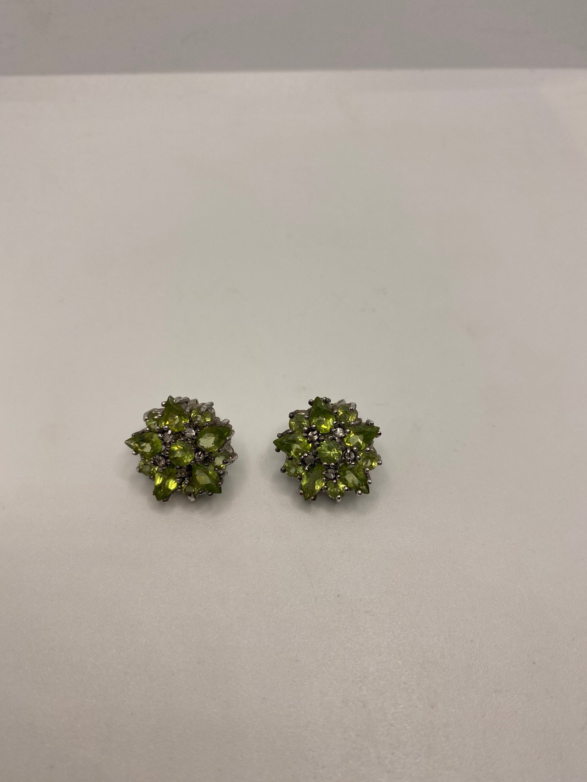 Vintage Green Peridot post 925 Sterling Silver button Earrings