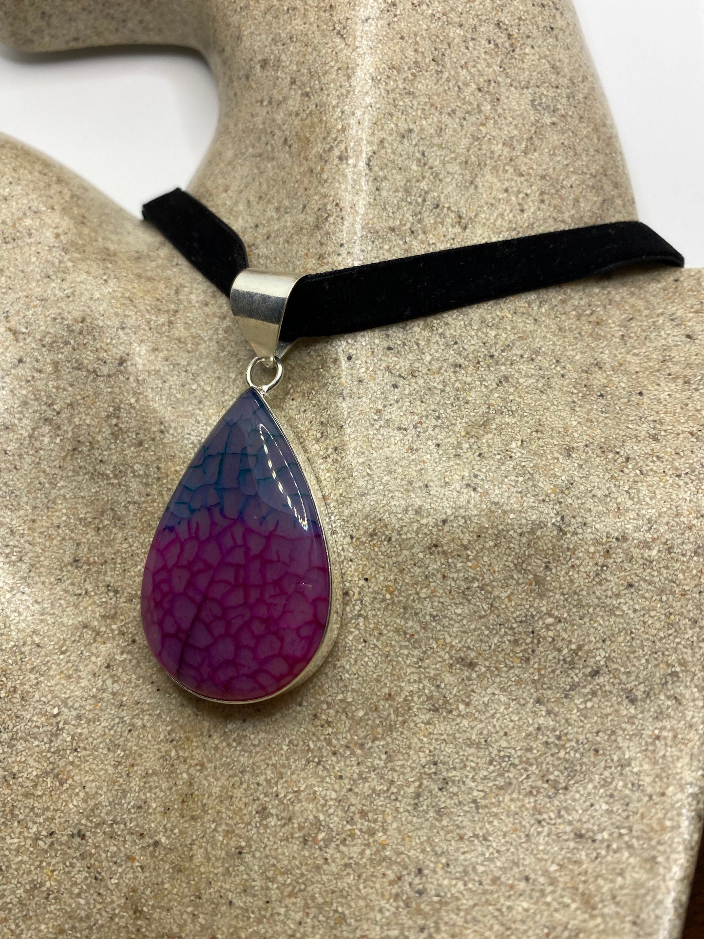 Vintage Watermelon crackled Onyx Choker Necklace