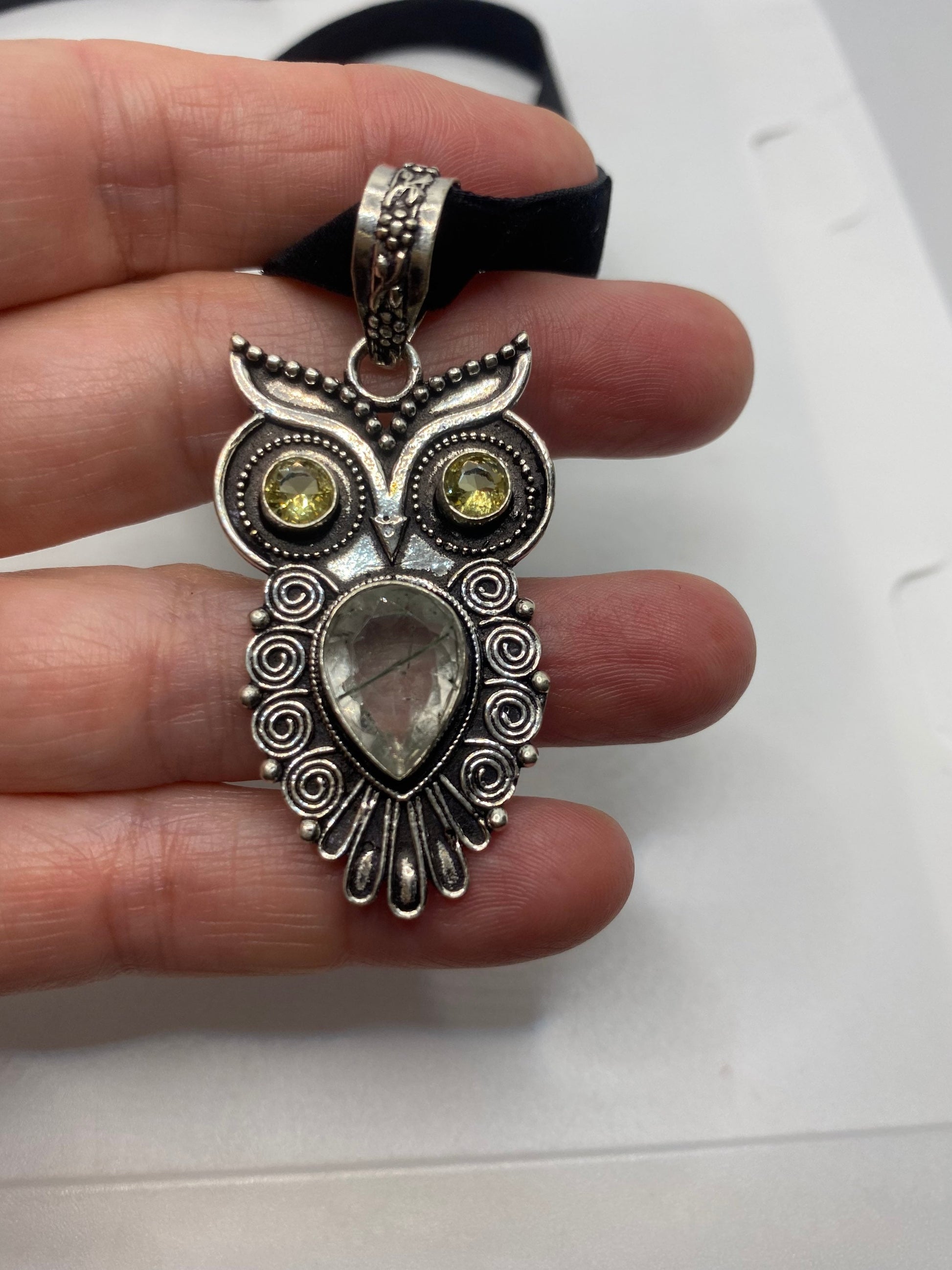 Vintage Silver Genuine Clear Quartz Owl Choker Black Velvet Necklace.