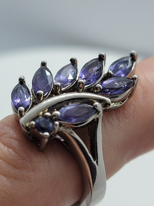 Vintage Blue Iolite Ring in 925 Sterling Silver Floral Setting