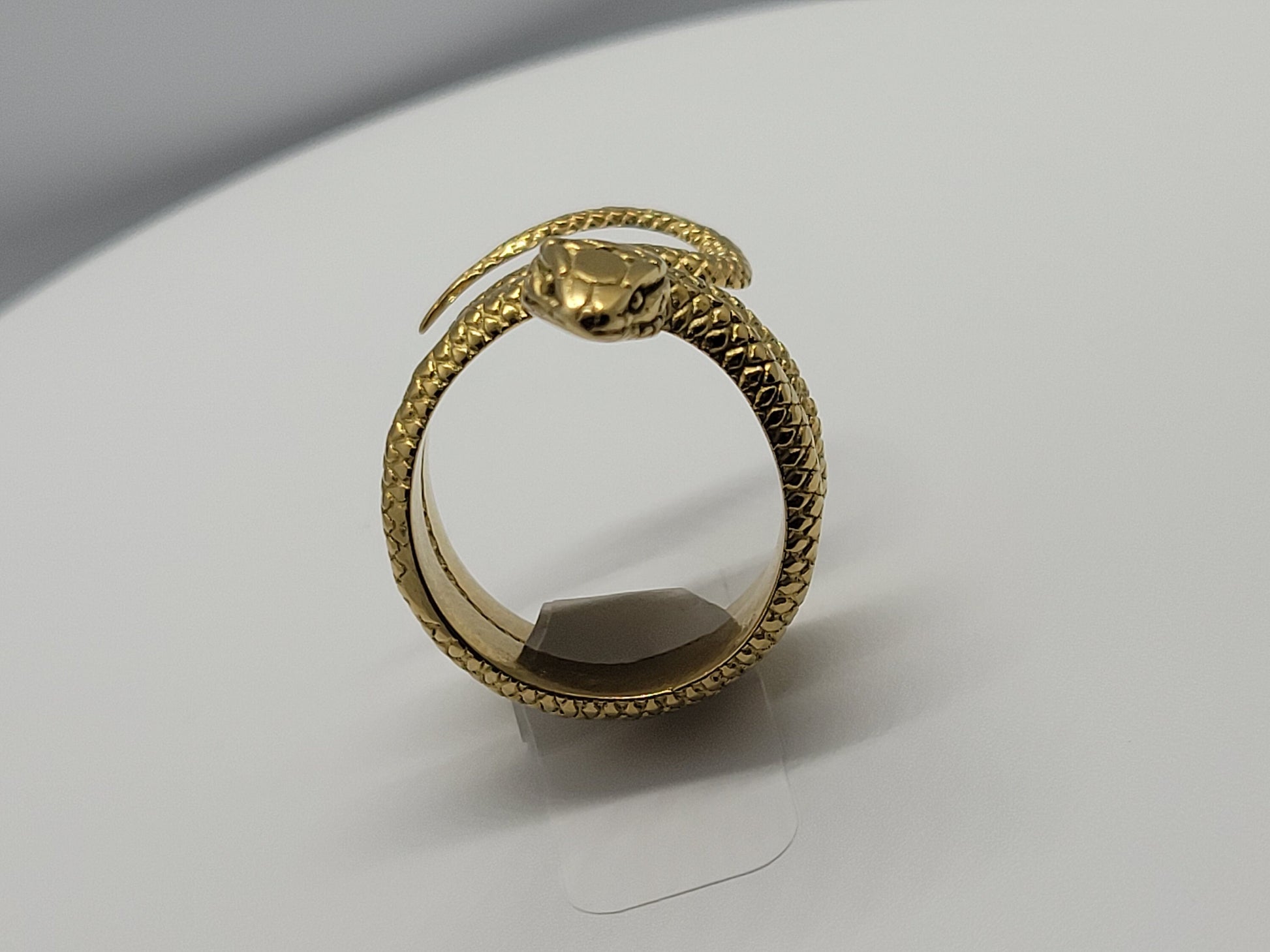 Vintage Snake Ring in 18k Gold Finished Stainless Steel