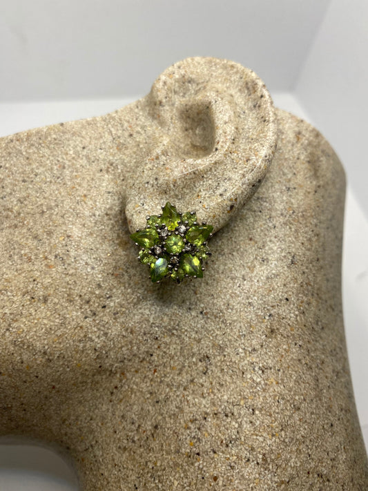 Vintage Green Peridot post 925 Sterling Silver button Earrings