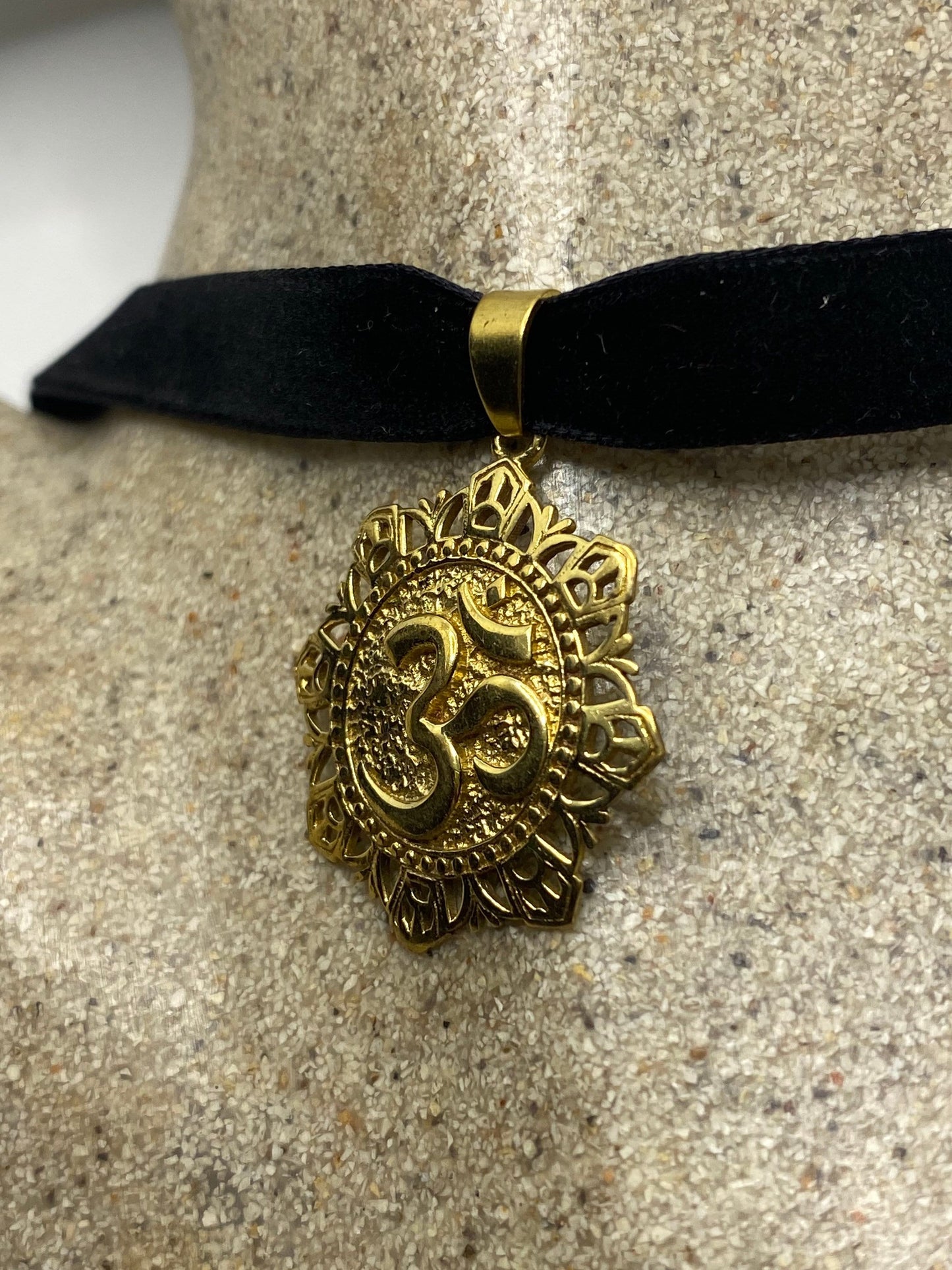 Vintage Ohm Shanti Bronze Velvet Choker Necklace.