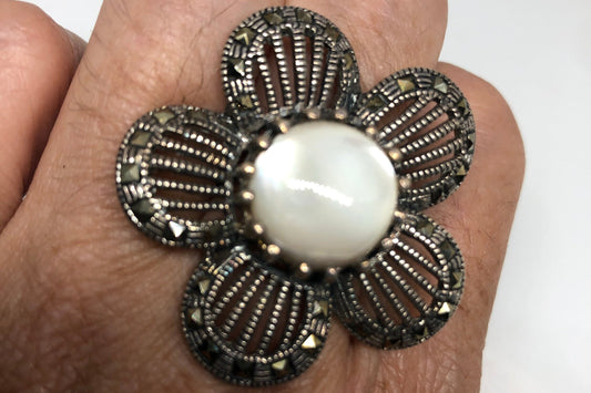 Vintage Marcasite Ring Mother of Pearl 925 Sterling Silver Cocktail Statement Ring