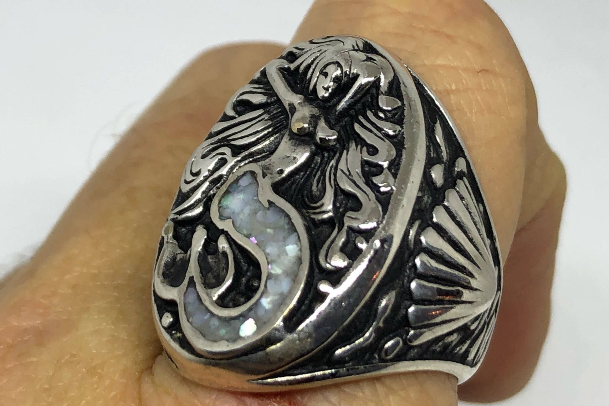 Mermaid ring with white mother of pearl inlay in white bronze