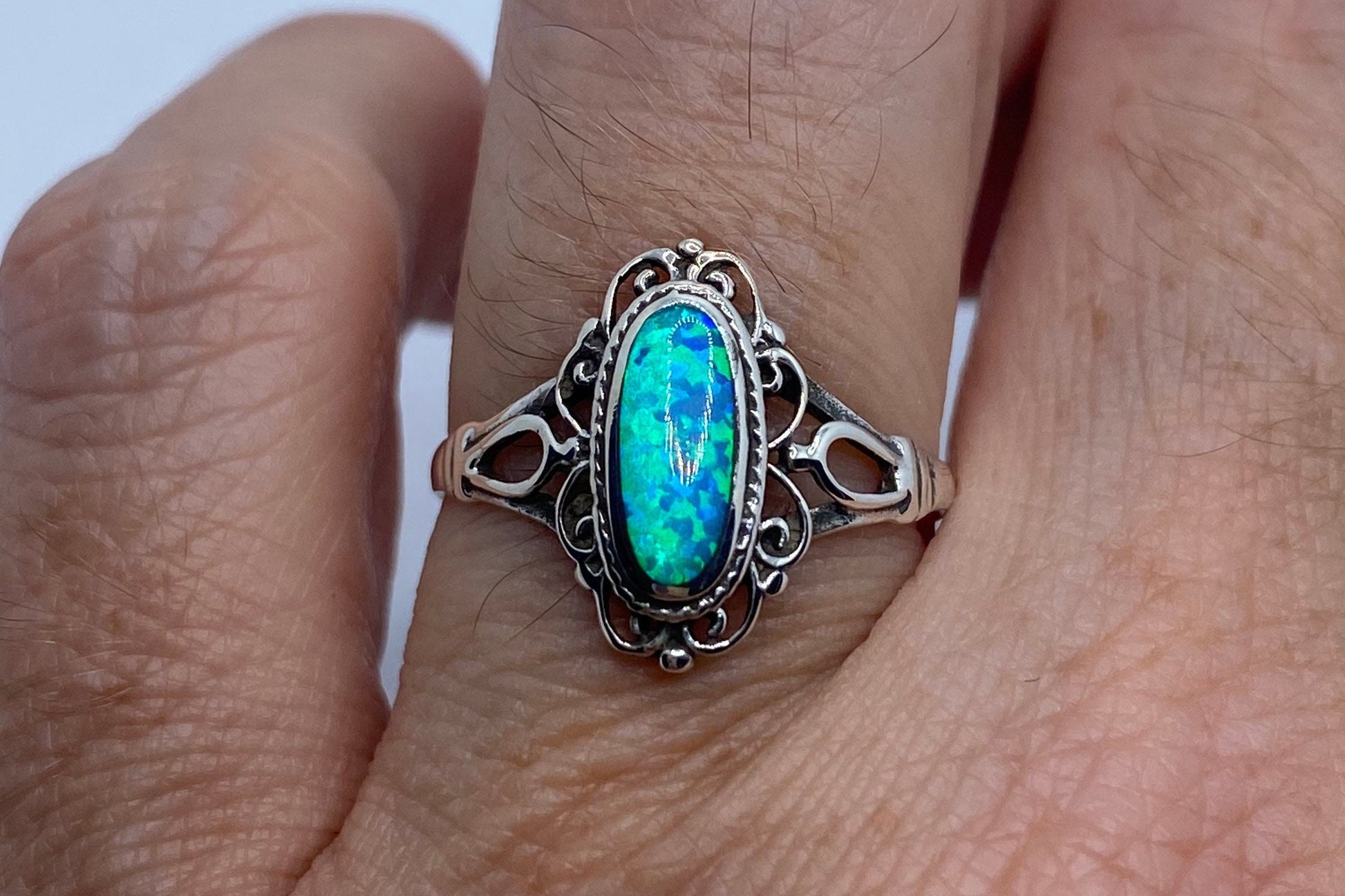 Vintage Blue Fire Opal 925 Sterling Silver Inlay Ring