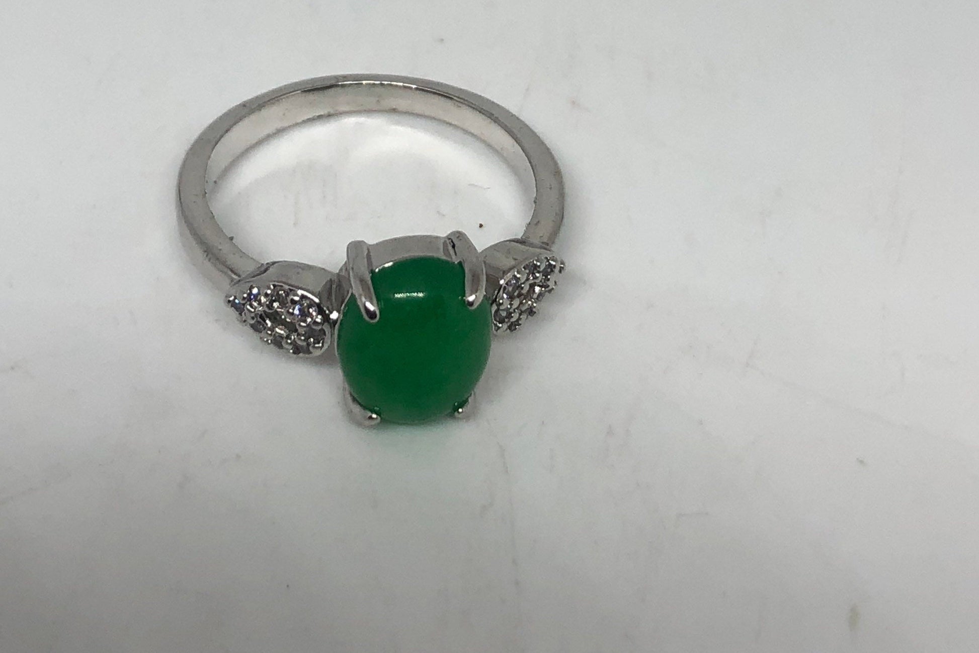 Vintage Lucky Green Nephrite Jade Ring