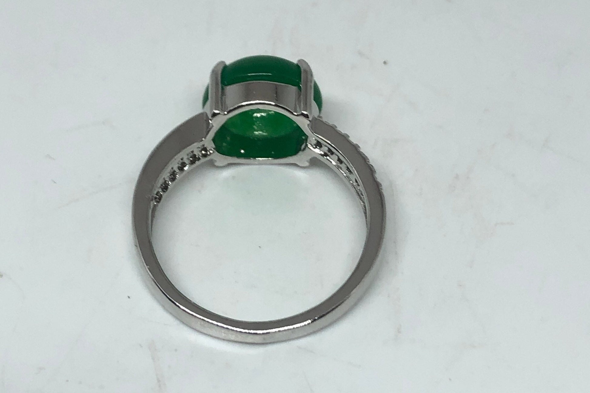 Vintage Lucky Green Nephrite Jade Ring