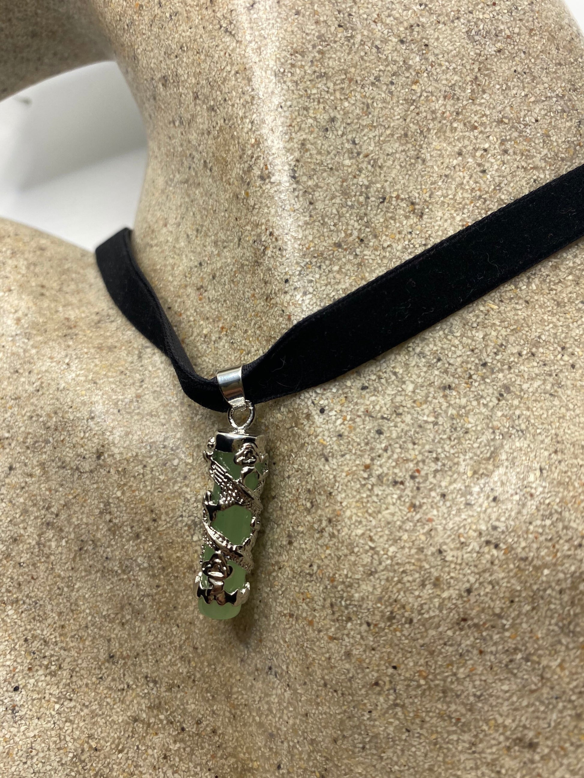 Vintage Green Jade Choker Silver Finish Dragon Necklace Pendant