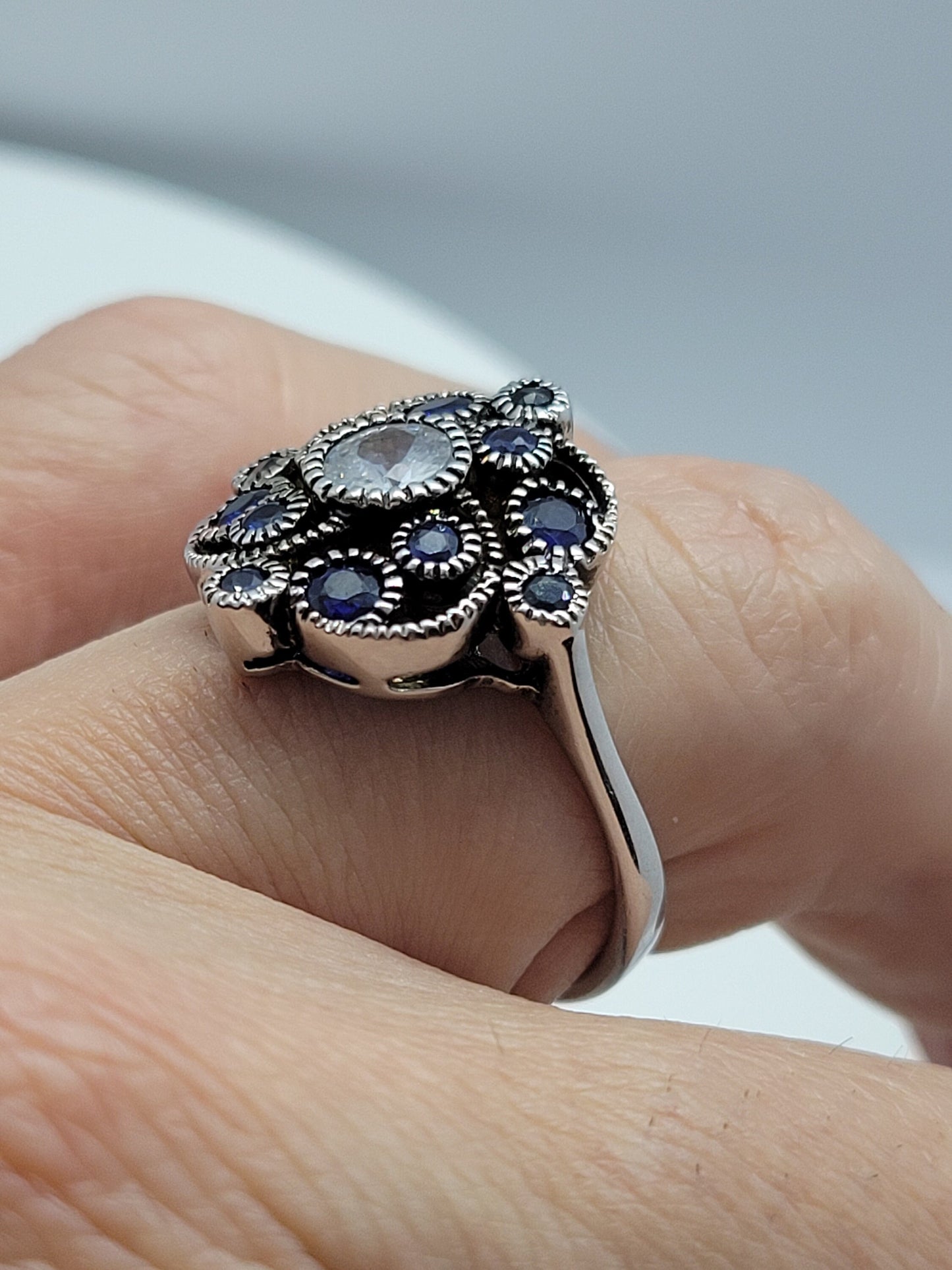 Vintage White Sapphire and Blue Sapphire Ring in 925 Sterling Silver