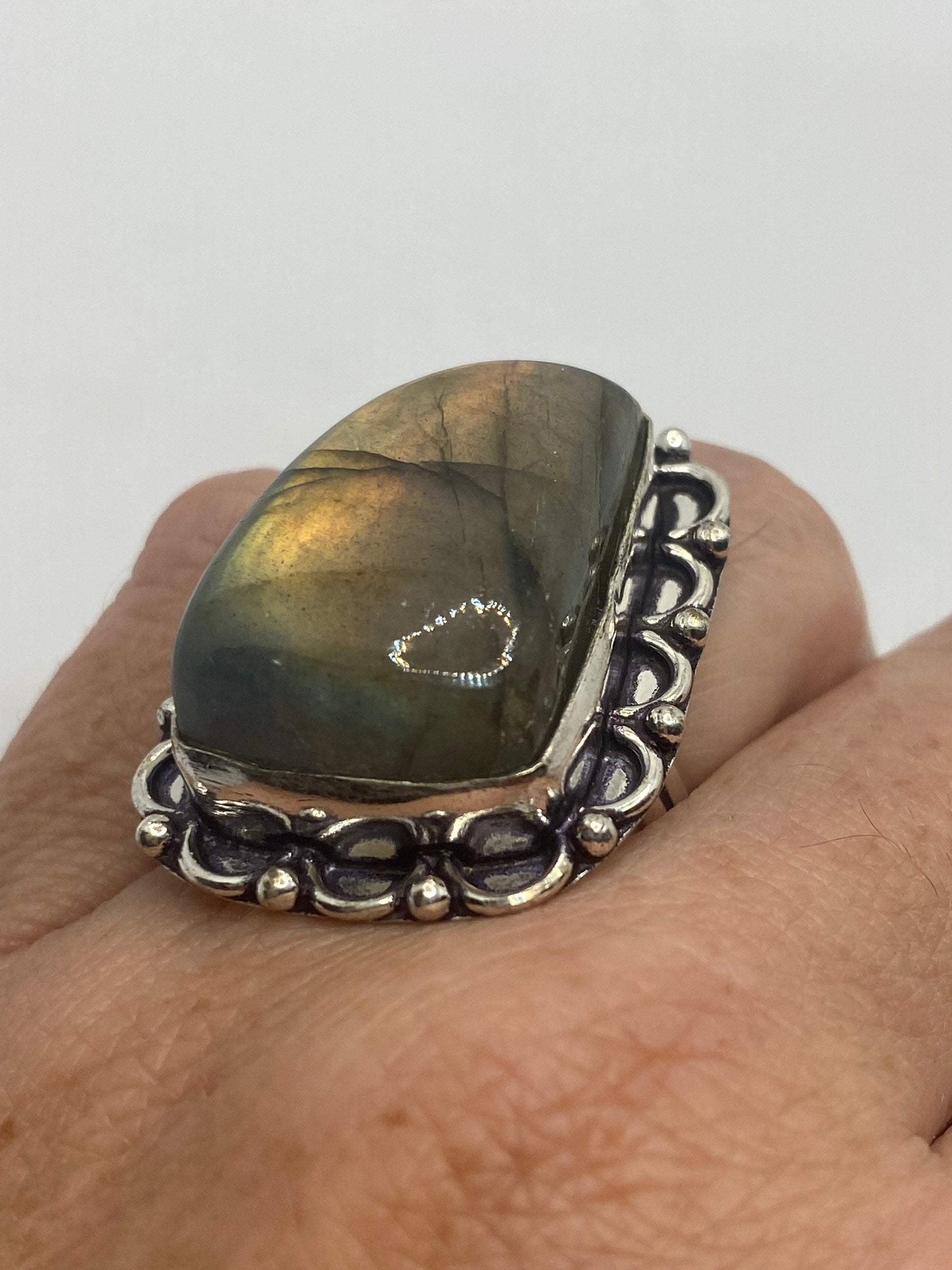 Vintage Green Rainbow Labradorite Silver Statement Ring