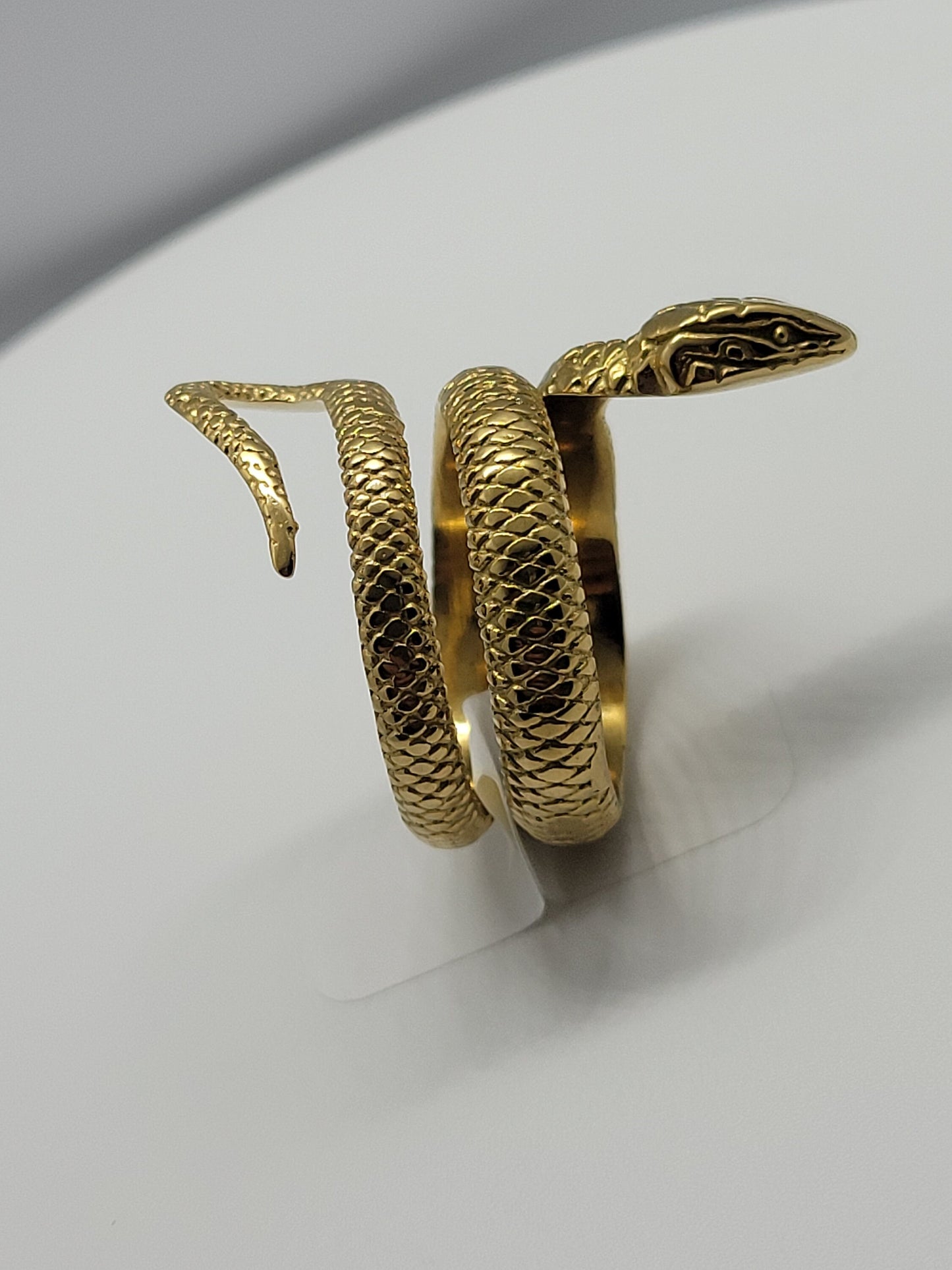 Vintage Snake Ring in 18k Gold Finished Stainless Steel