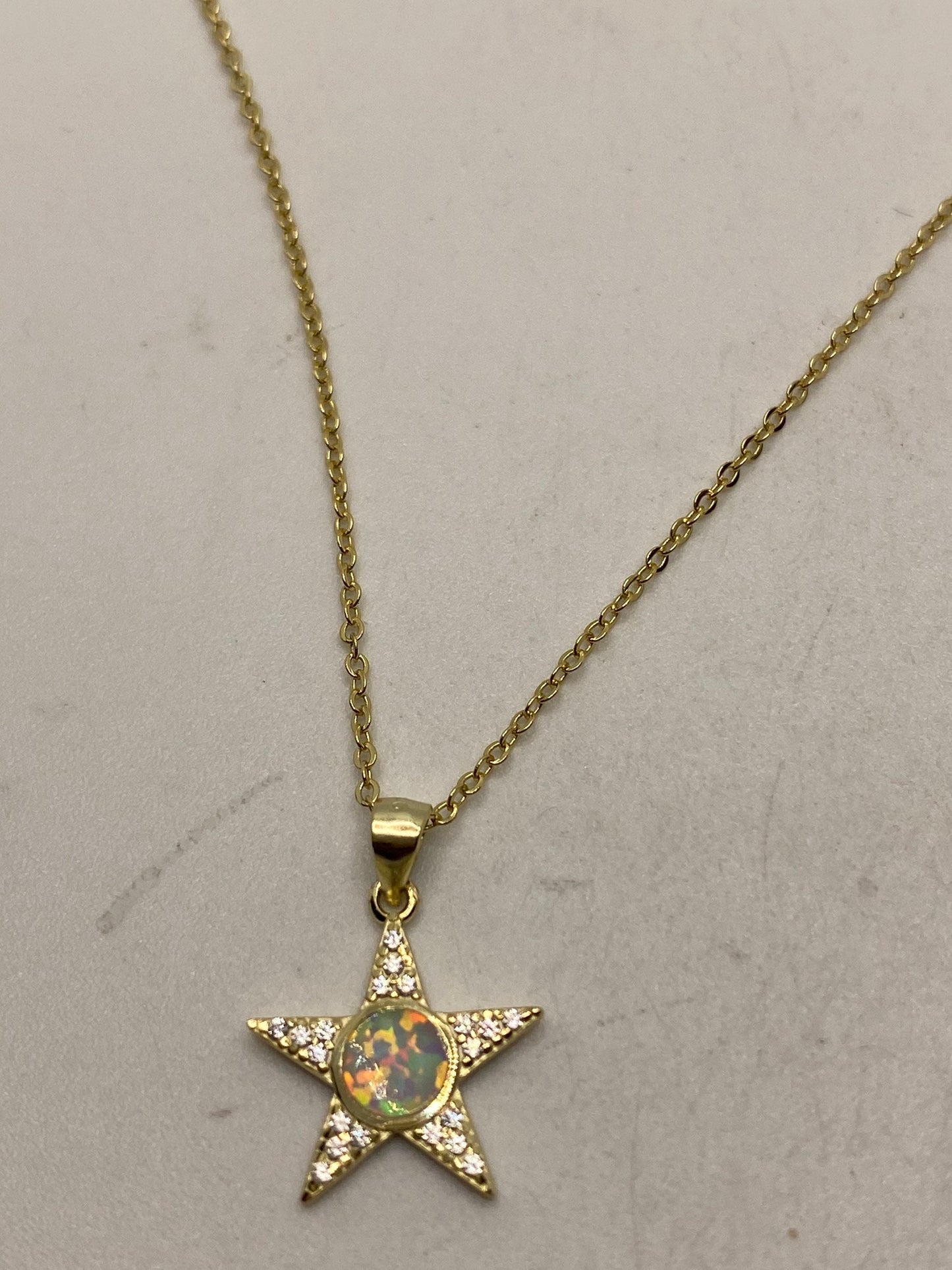 Vintage White Opal Star Choker Golden 925 Sterling Silver Pendant Necklace