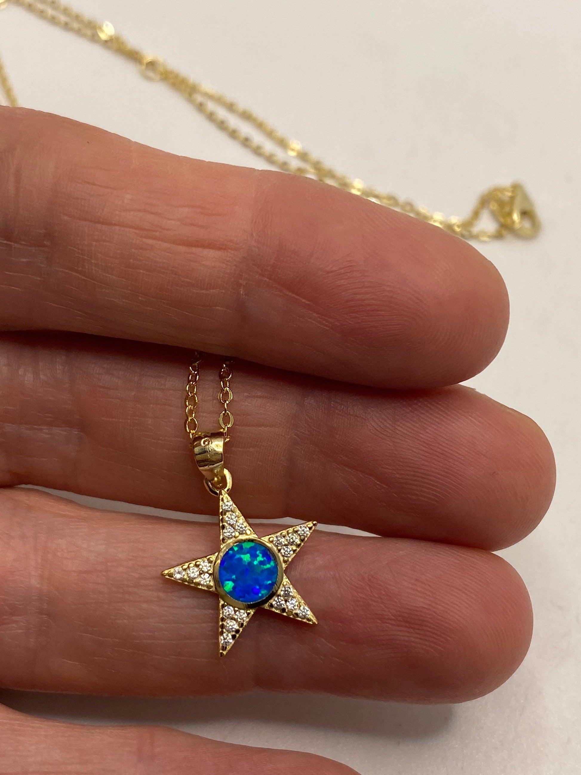 Vintage Blue Fire Opal Star Choker Golden 925 Sterling Silver Pendant Necklace
