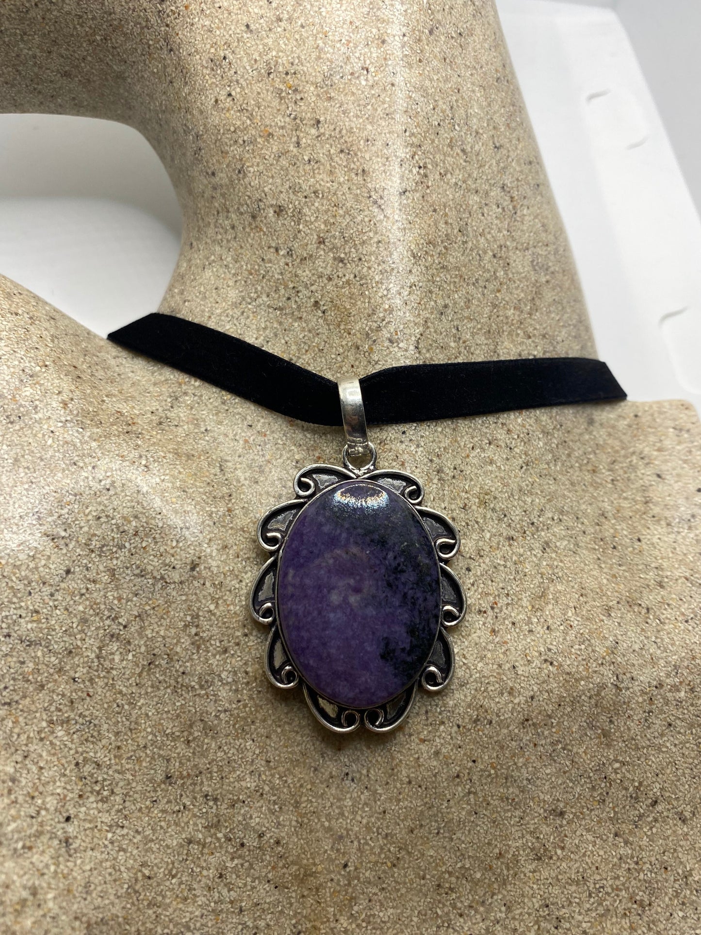 Vintage Cabochon Purple Charlite Choker Necklace