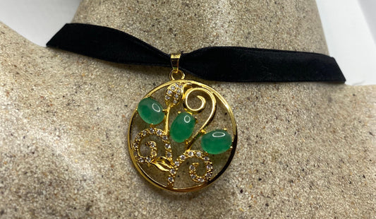 Vintage Green Jade Choker Gold Finish Necklace Pendant