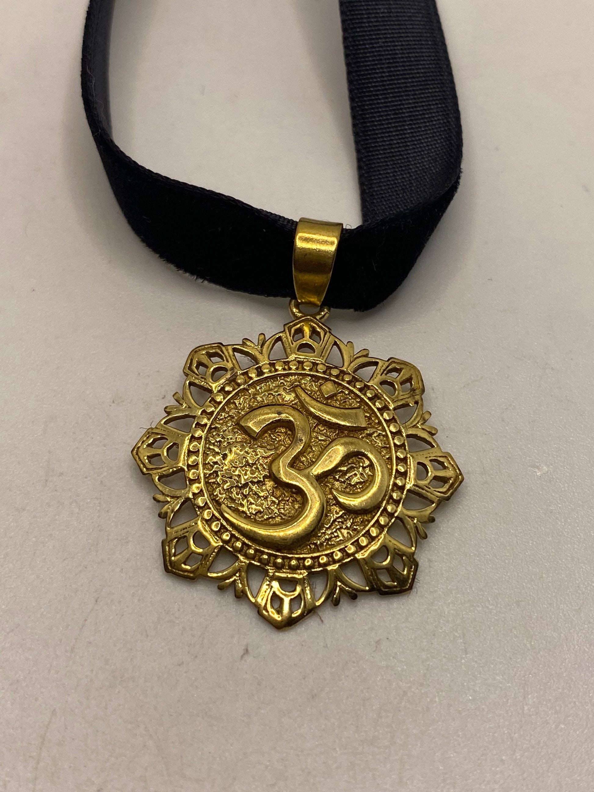 Vintage Ohm Shanti Bronze Velvet Choker Necklace.