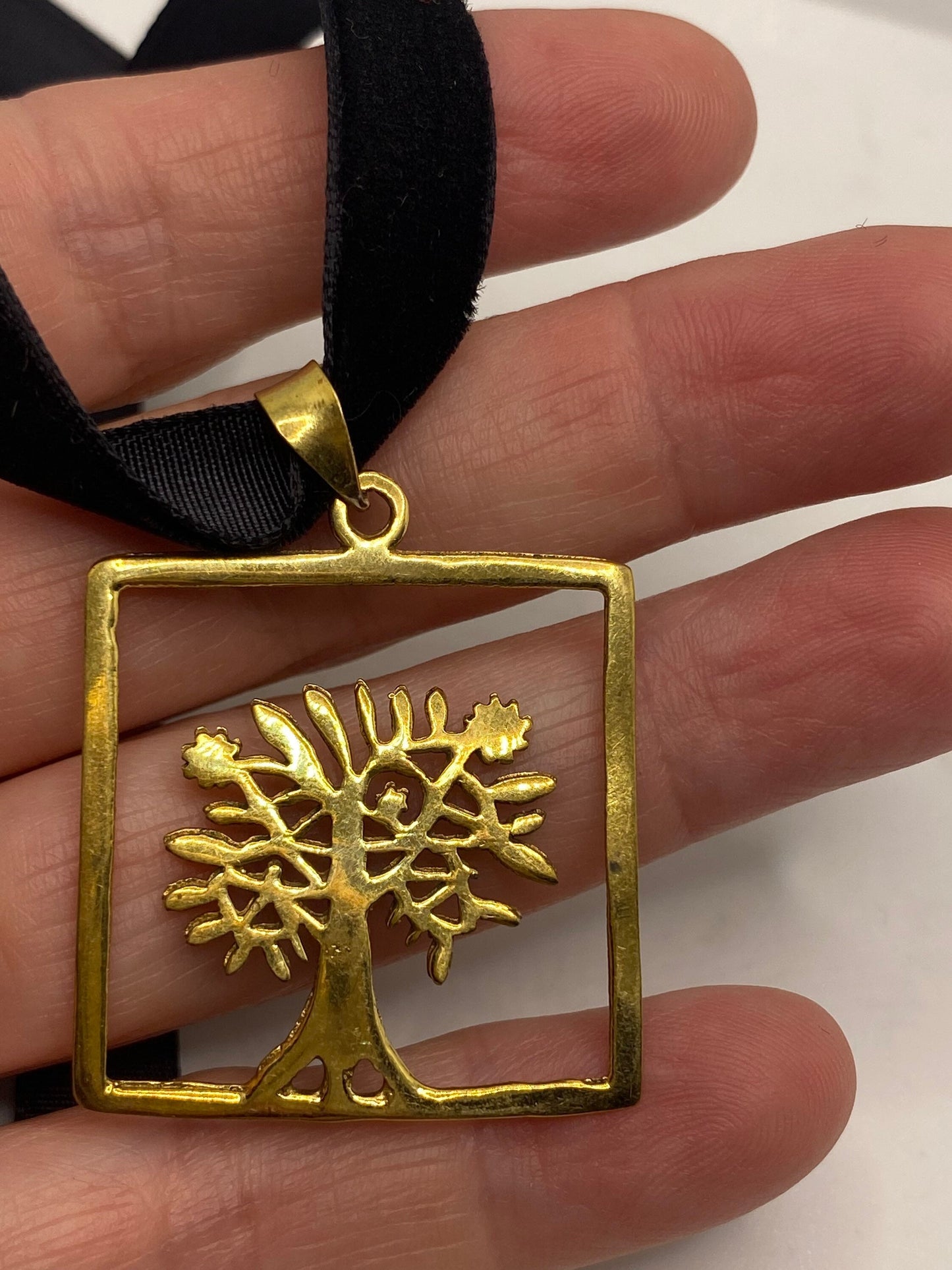 Vintage Tree of Life Bronze Velvet Choker Necklace.