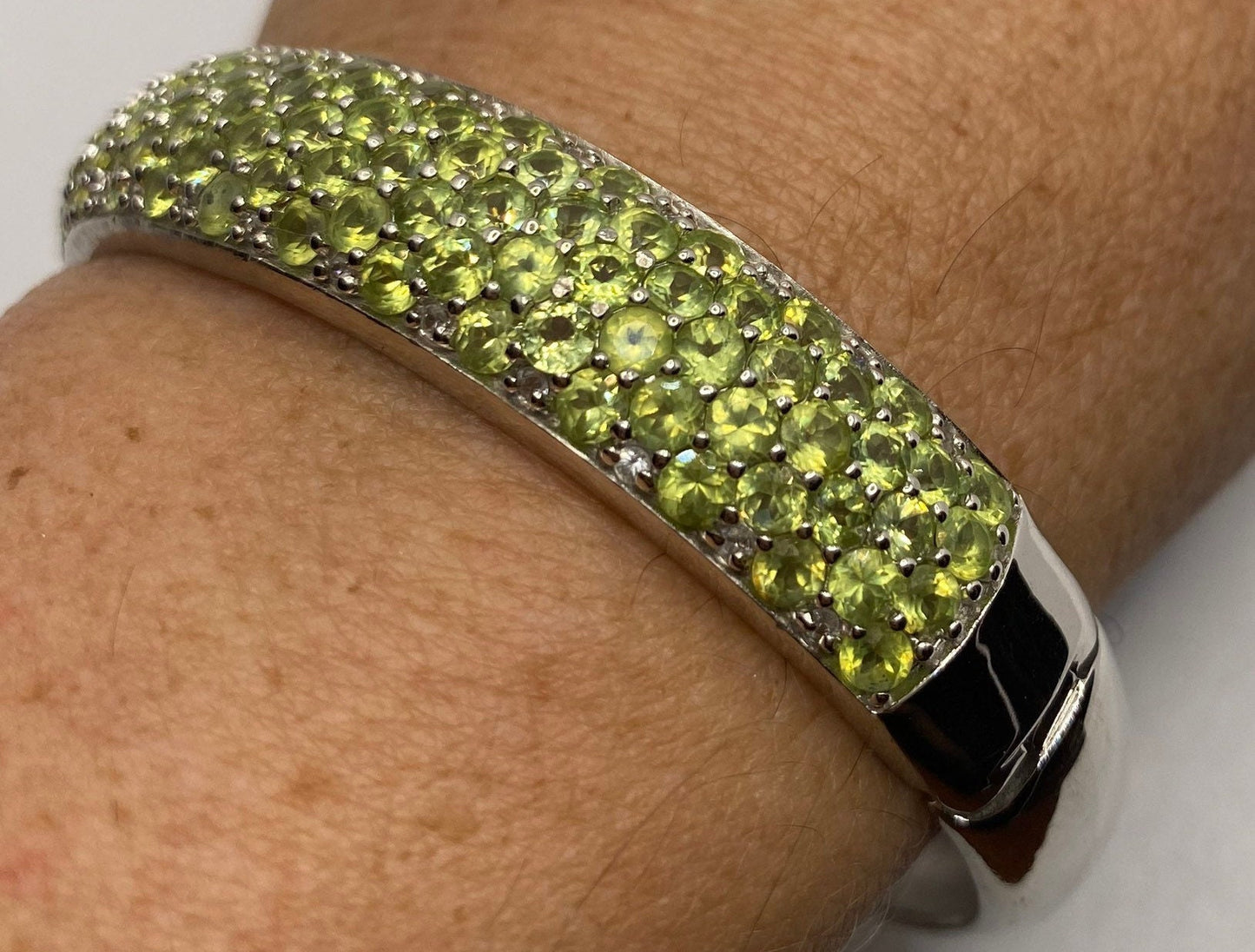 Vintage Green Peridot 925 Sterling Silver Bangle Bracelet