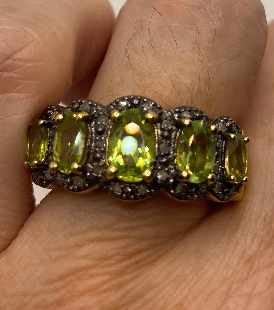 Vintage Handmade Genuine Green Peridot Filigree Setting Golden 925 Sterling Silver Gothic Ring