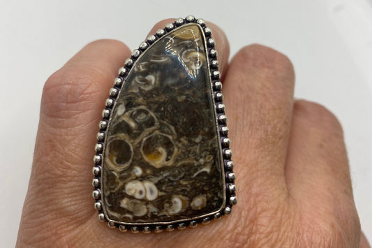 Vintage Brown Fossil agate Cocktail Ring