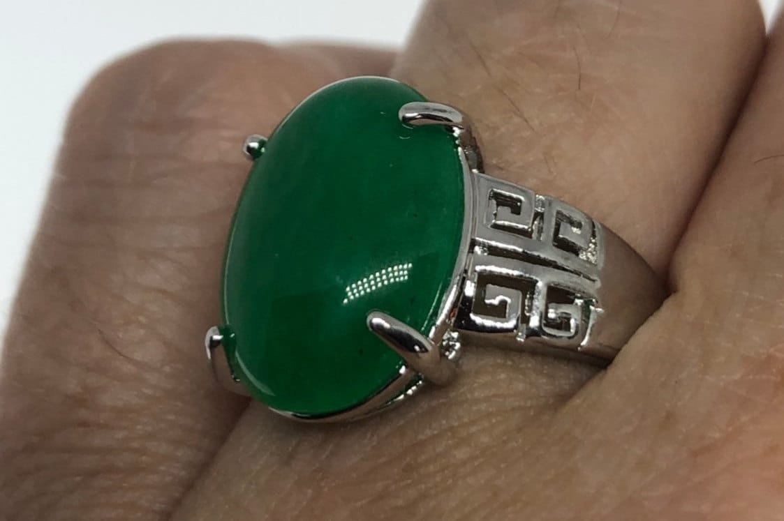 Vintage Lucky Green Nephrite Jade Ring