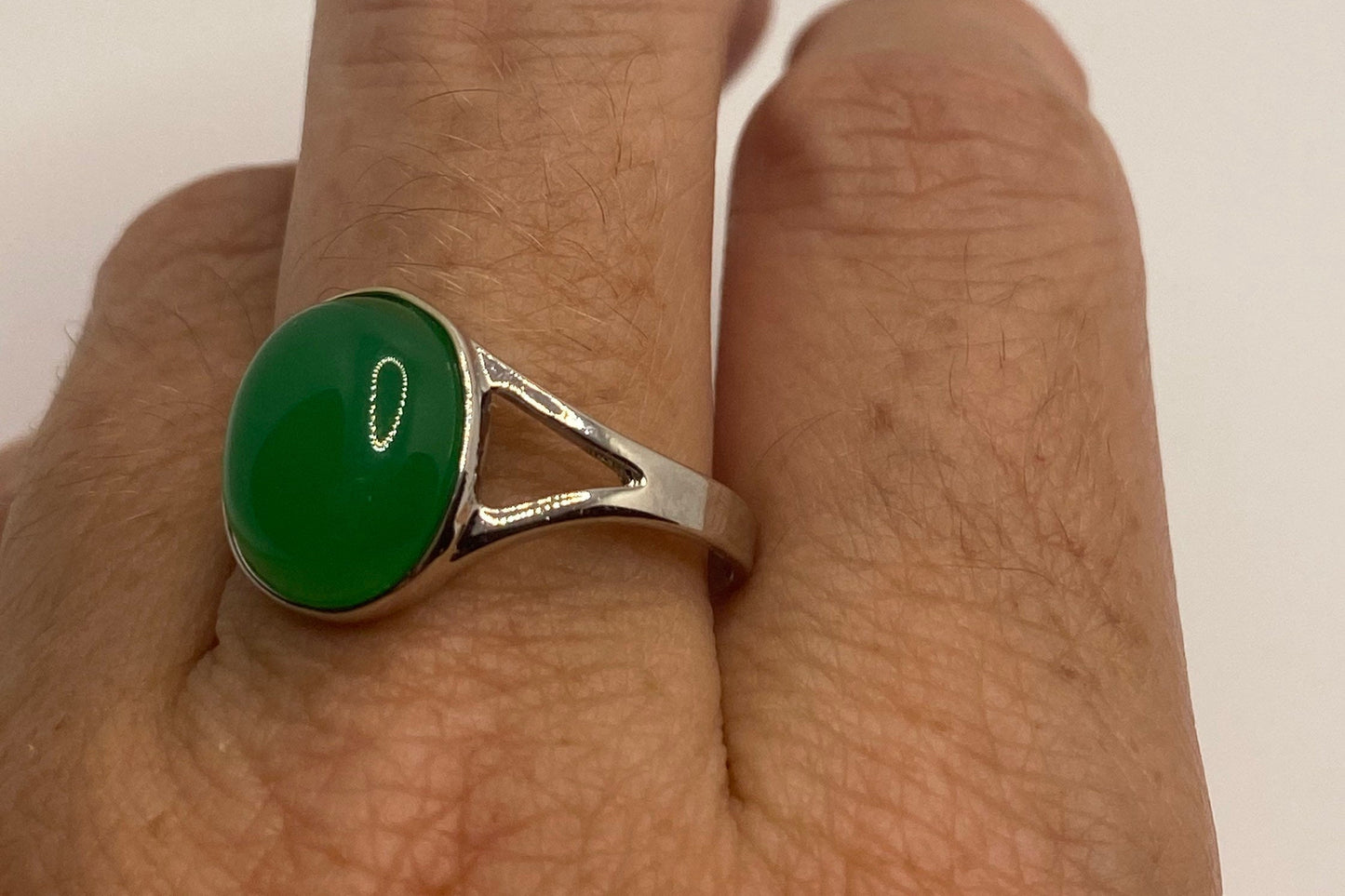 Vintage Lucky Green Nephrite Jade Ring