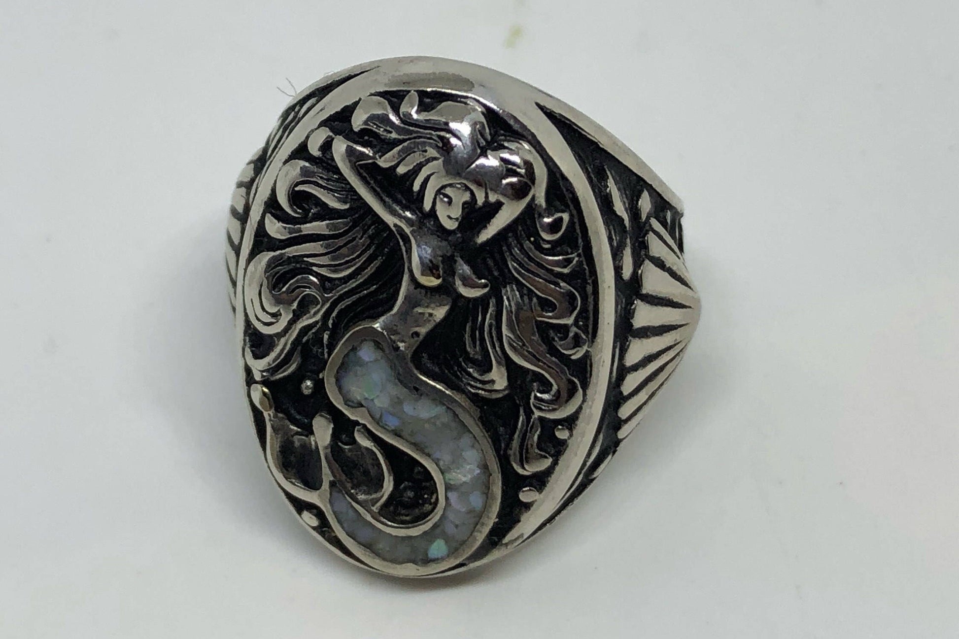 Mermaid ring with white mother of pearl inlay in white bronze