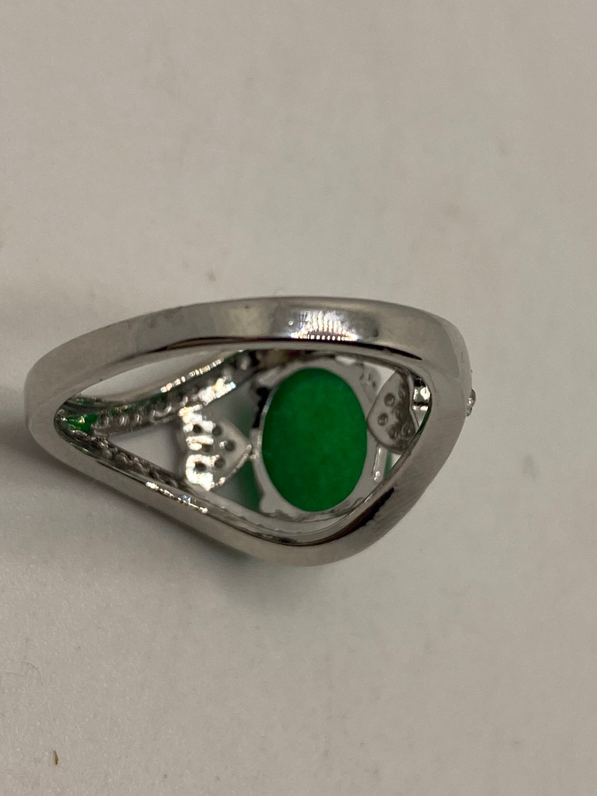 Vintage Lucky Green Nephrite Jade Ring