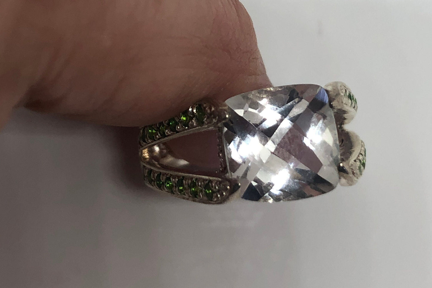 Vintage White Sapphire with Peridot in 925 Sterling Silver Cocktail Ring
