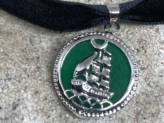 Vintage Green Jade Ship Choker Silver Finish Necklace Pendant