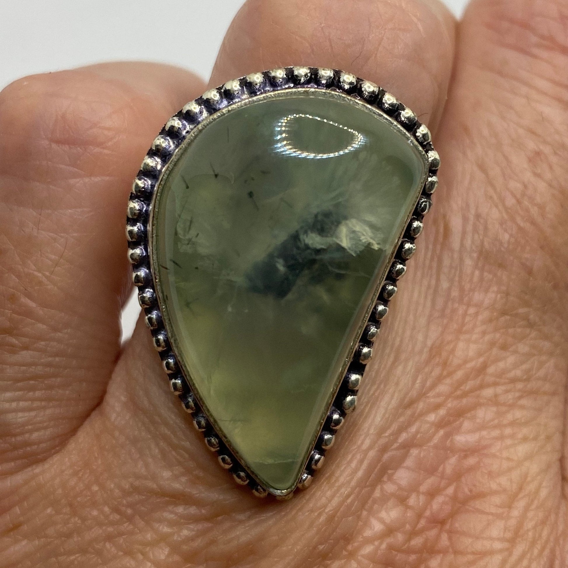 Vintage Green Nephrite Jade Ring