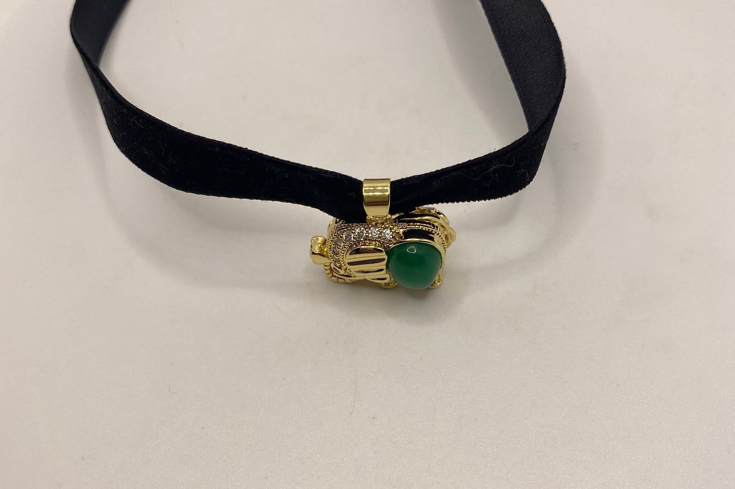 Vintage Green Jade Choker Gold Finish Elephant Necklace Pendant
