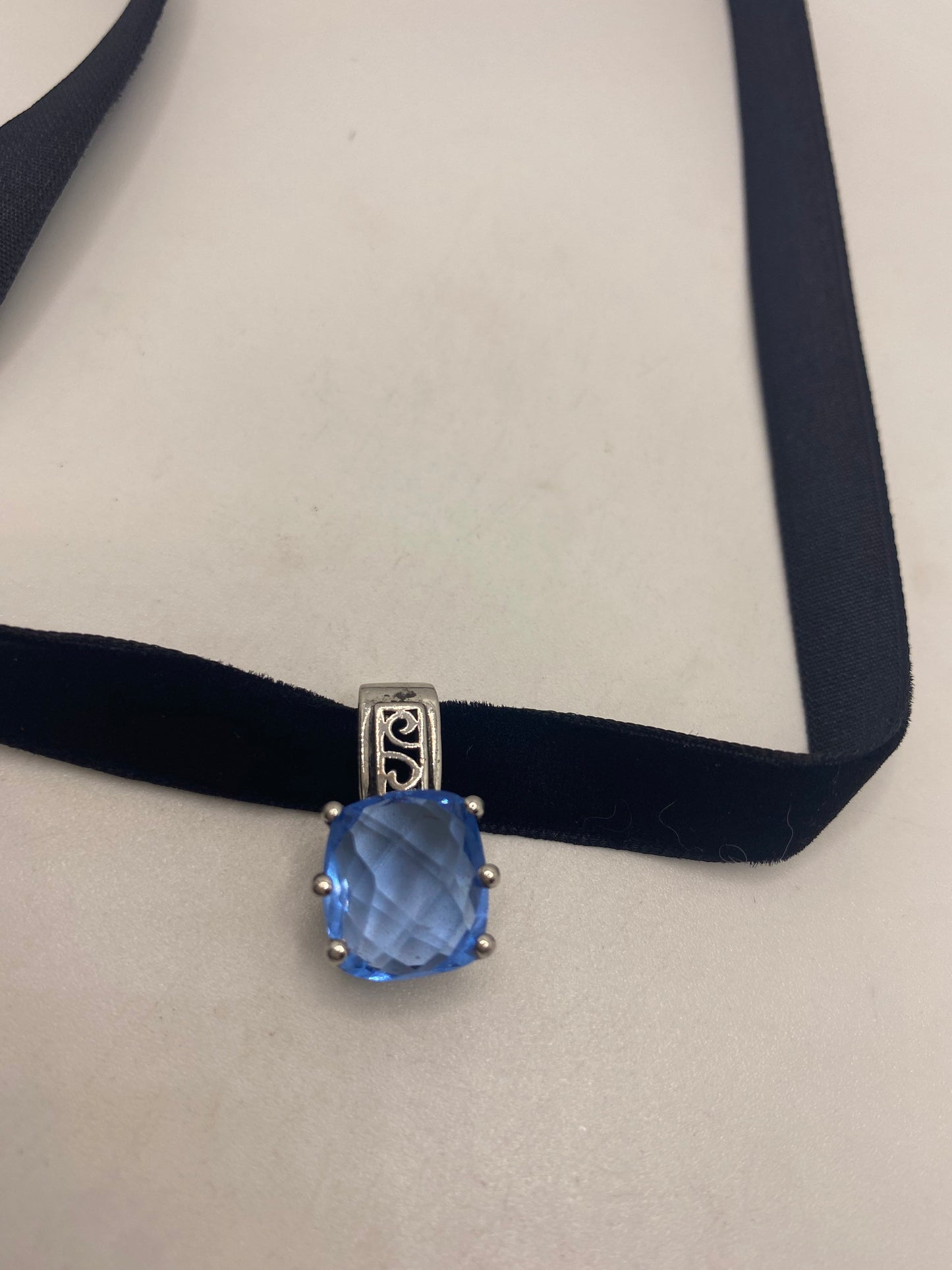 Vintage Blue Topaz 925 Sterling Silver Choker Necklace Pendant