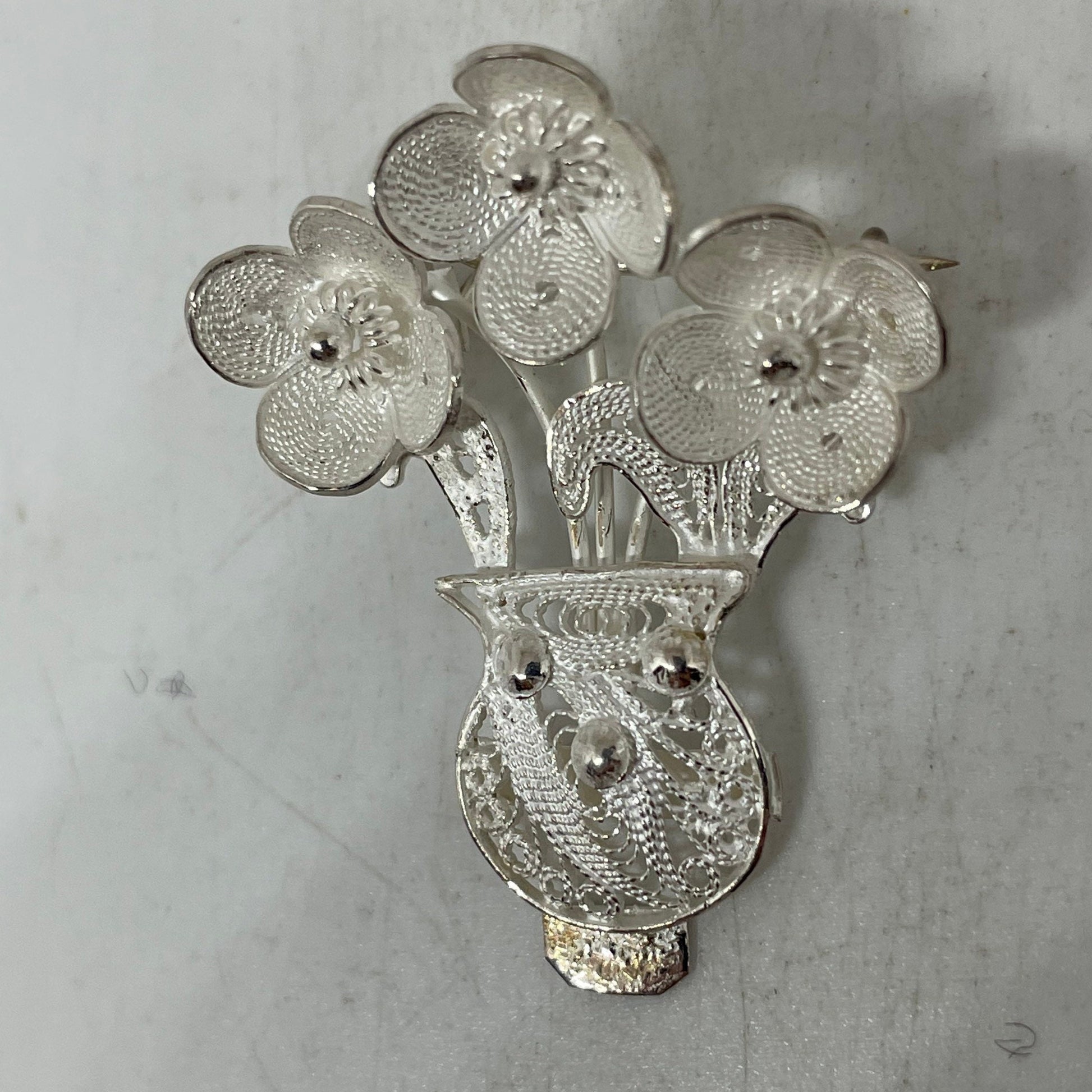 Vintage Filigree Pin 925 Sterling Silver Brooch