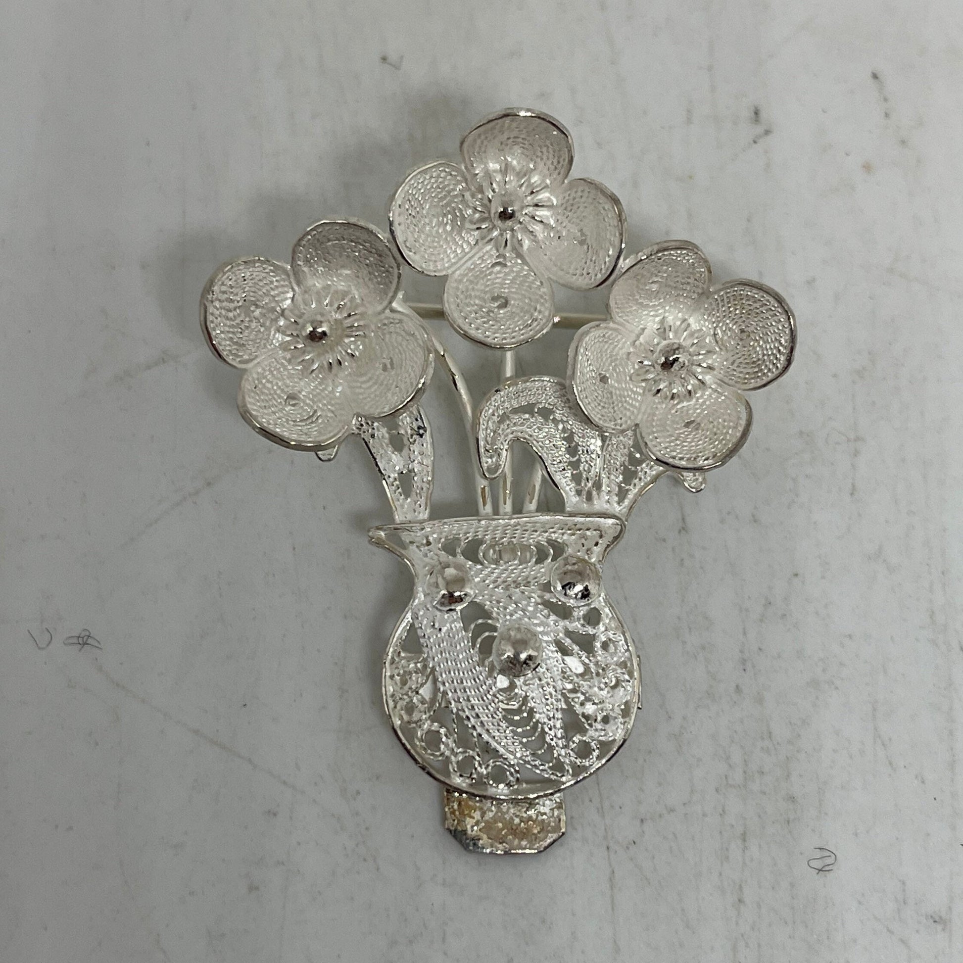 Vintage Filigree Pin 925 Sterling Silver Brooch