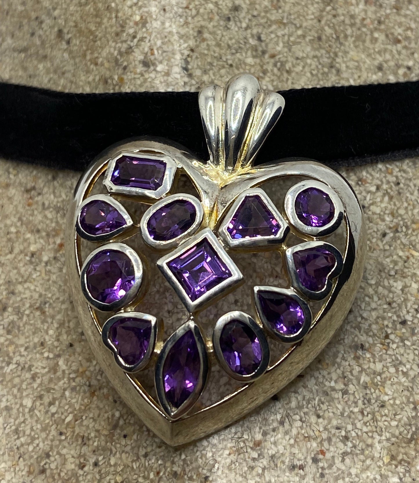 Vintage Heart Choker 925 Sterling Silver Purple Amethyst Pendant